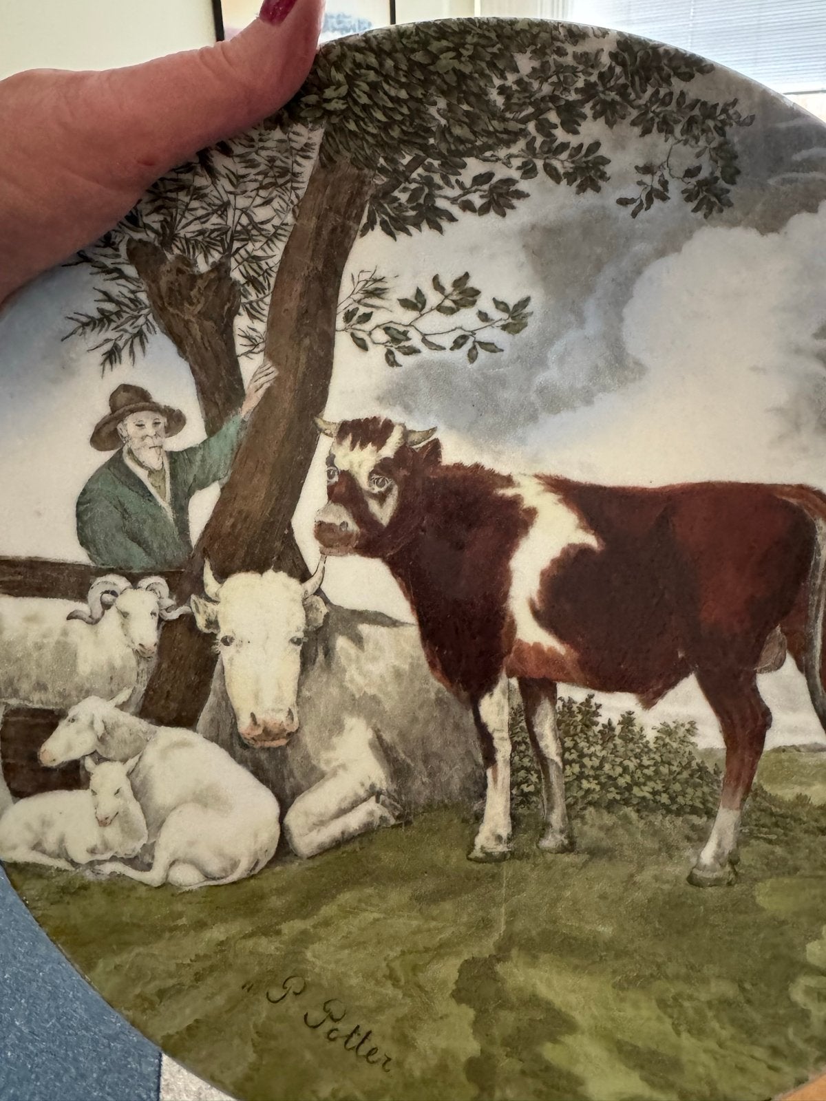 Decoratieve wandplaat met boerderijtafereel, gesigneerd, Ophalen of Verzenden