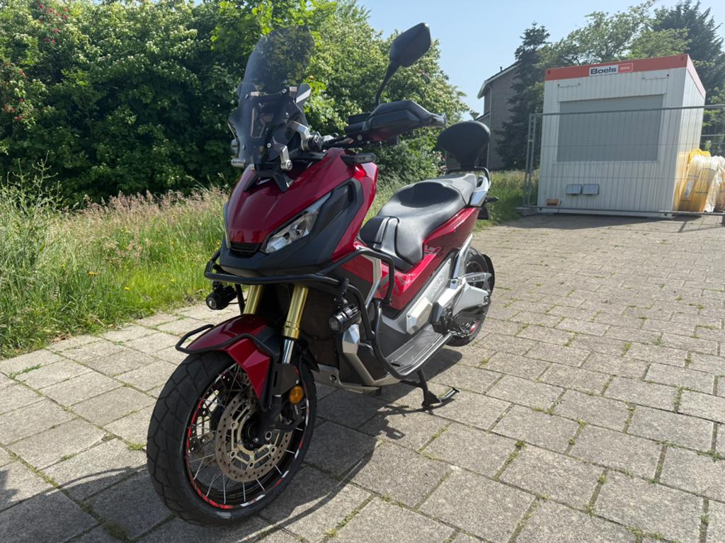 Honda X-ADV 750 2018 AKRA G-KNOP H&B MISTLAMPEN, Motoren, Motoren | Honda, Occasion, 745 cc, Motorrijbewijs A, Particulier