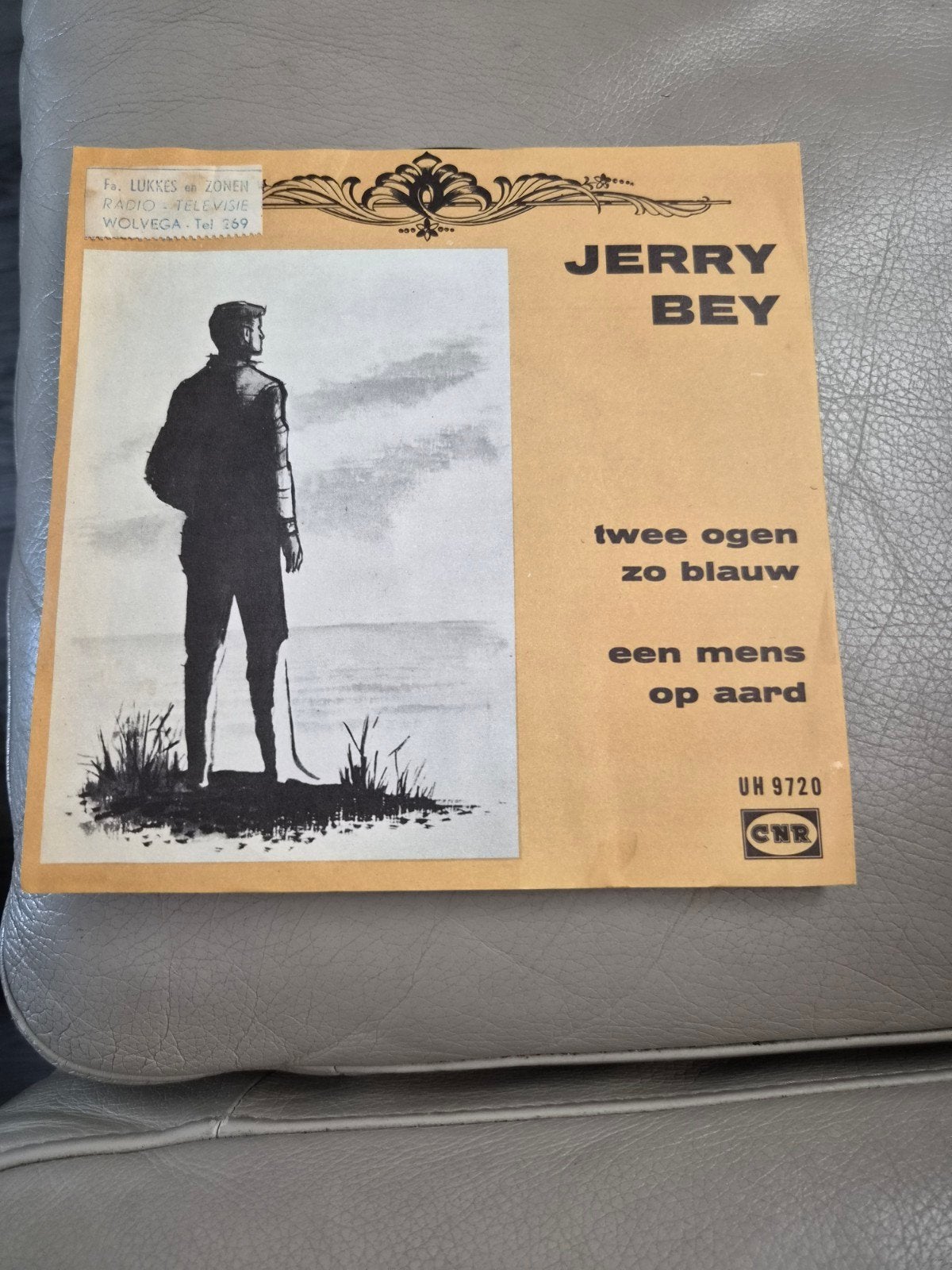 Jerry bey twee ogen zo blauw / een mens op aarde, Gebruikt, 7 inch, Ophalen of Verzenden, Nederlandstalig