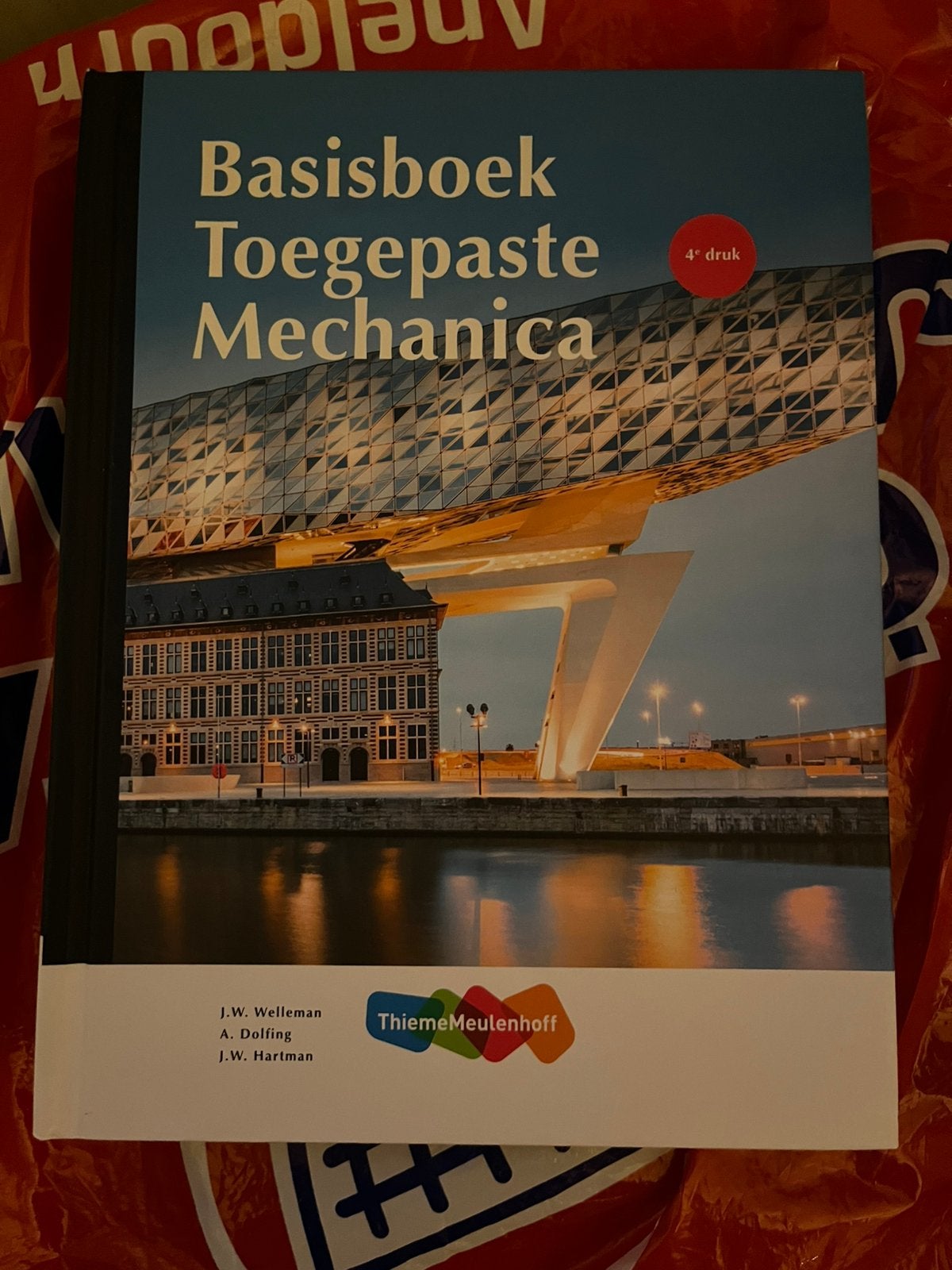 Basisboek toegepaste mechanica 4e druk opleiding bouwkunde, Boeken, Studieboeken en Cursussen, Ophalen of Verzenden, Beta, Zo goed als nieuw