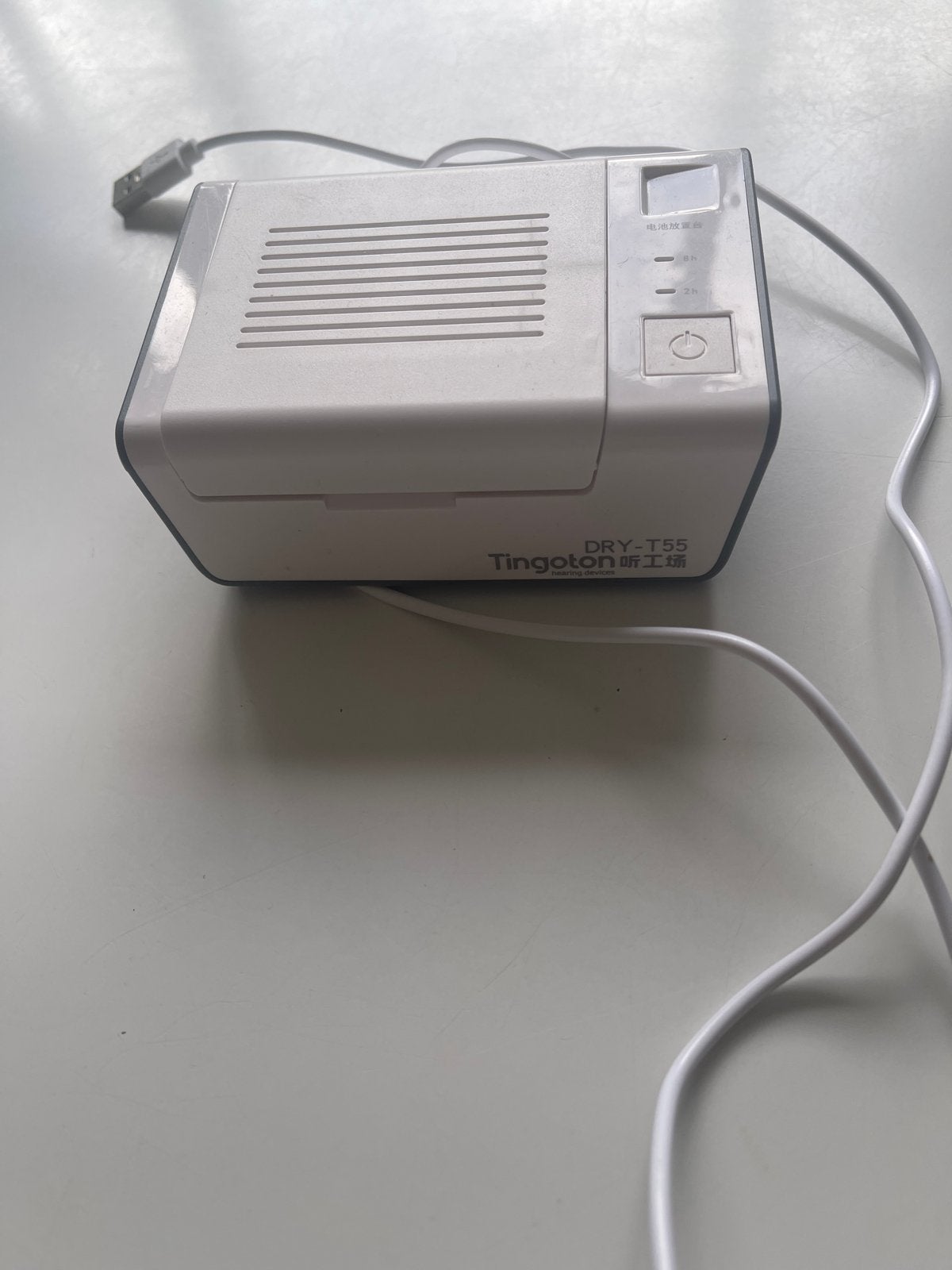 Tingoton DRY-T55 USB-oplader/droger voor gehoorapparaten, Ophalen of Verzenden, Zo goed als nieuw