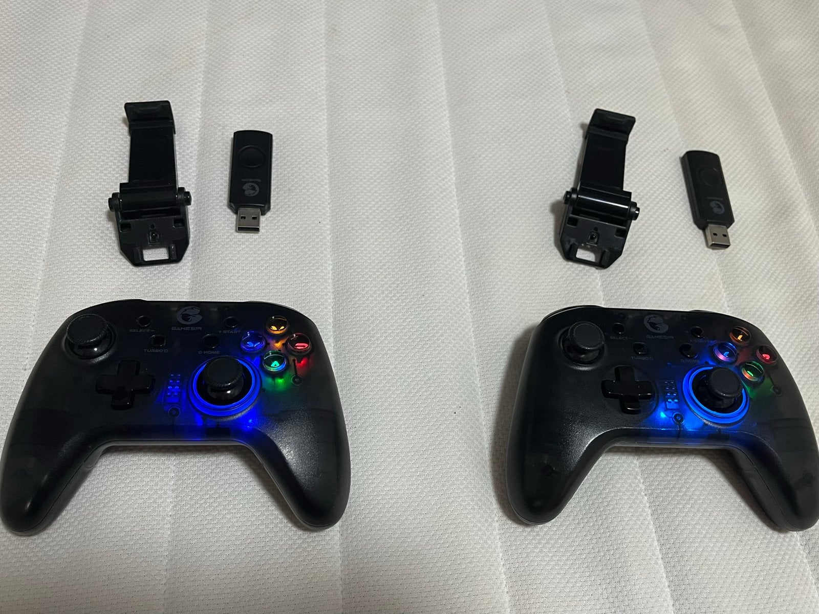2x Gamesir T4 Pro Controllers, Spelcomputers en Games, Spelcomputers | Overige Accessoires, Ophalen of Verzenden, Zo goed als nieuw