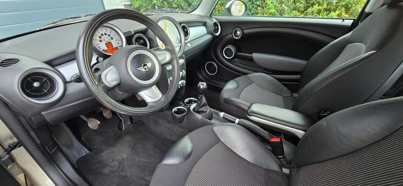 Foto 7 van Mini 1.6 Cooper PARK LANE  2007, nw apk,airco
