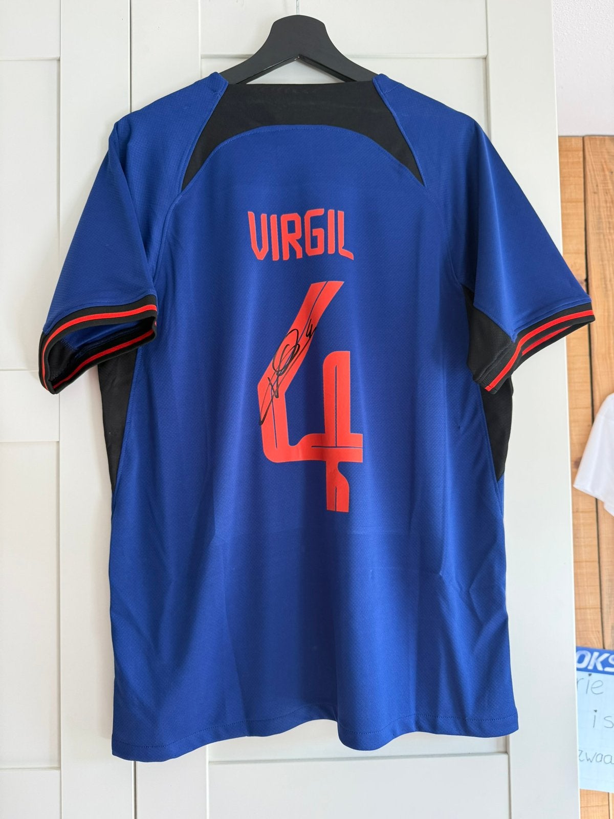 Gesigneerd shirt Virgil van Dijk, Maat L, Ophalen, Nieuw, Shirt