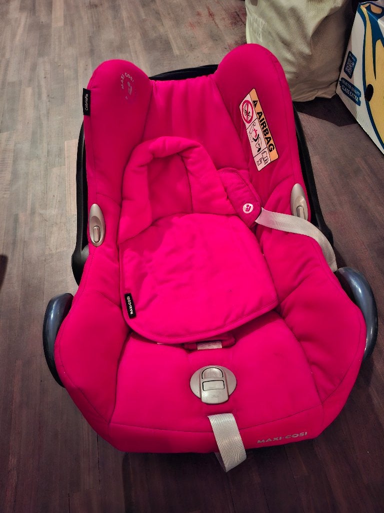Maxicosi cabriofix, Ophalen, Autogordel of Isofix, Gebruikt, Afneembare rugleuning