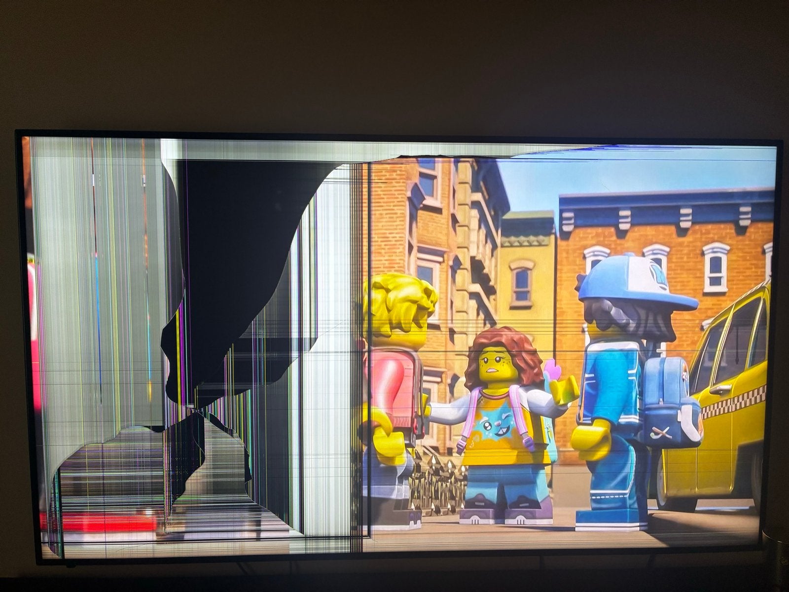 Defecte TV LG 85 inch Scherm gebroken - Voor onderdelen, LED, 50 Hz, 4k (UHD), Ophalen