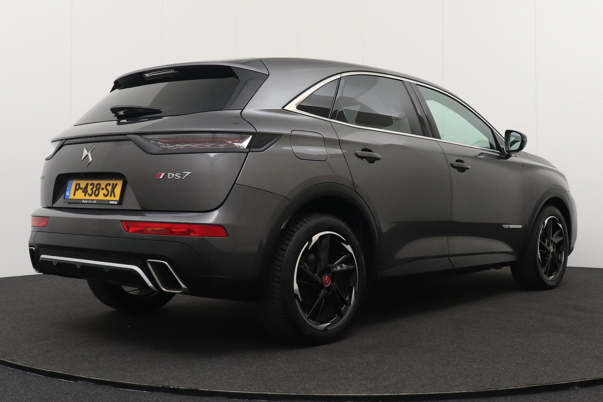 DS 7 Crossback E-Tense PHEV Performance Line Camera 19'LMV C, Auto's, DS, Dealer onderhouden, 4 cilinders, Bedrijf, Hybride Elektrisch/Benzine