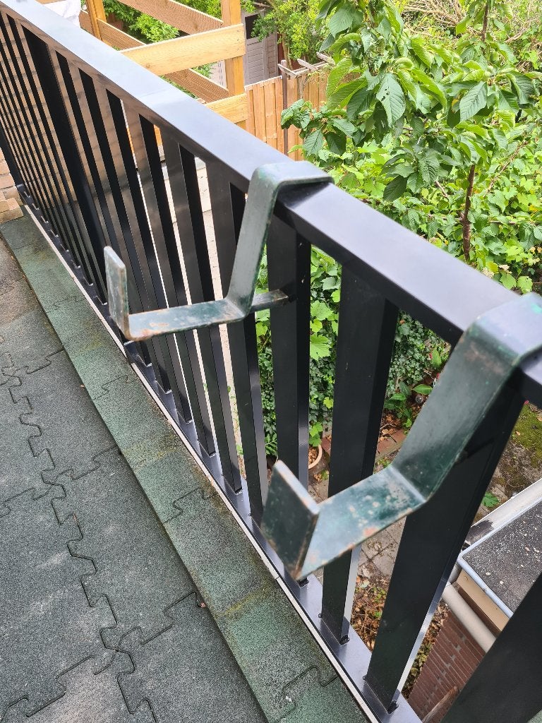 Bloembakbeugels, Ophalen, Gebruikt, Minder dan 30 cm, Balkon