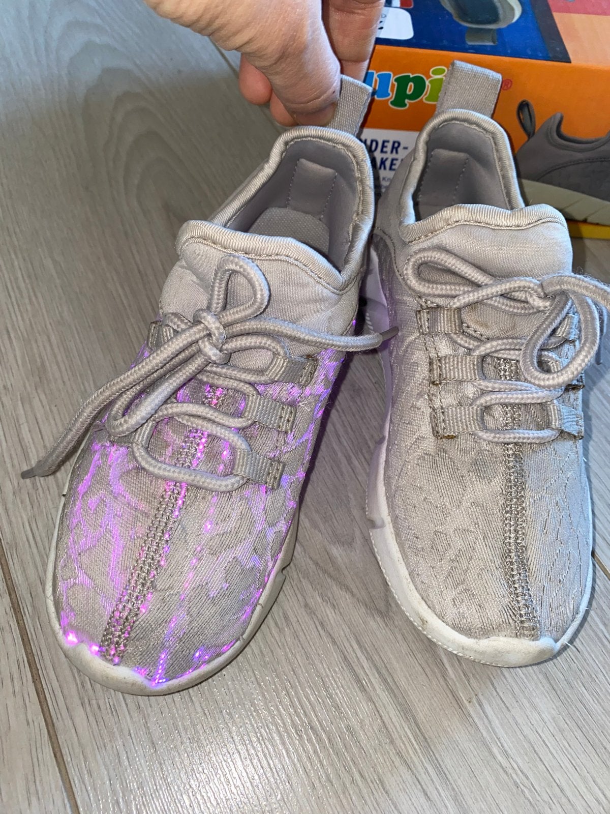 Lupilu Kinder Sneakers met LED-verlichting - Maat 29, Ophalen of Verzenden, Zo goed als nieuw, Jongen of Meisje, Sportschoenen