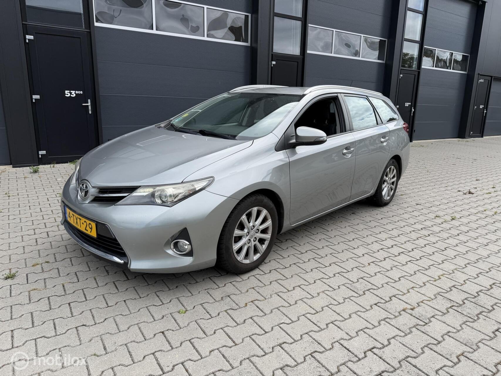 Toyota Auris Touring Sports 1.4D Aspiration, Auto's, Voorwielaandrijving, Euro 5, Gebruikt, 4 cilinders