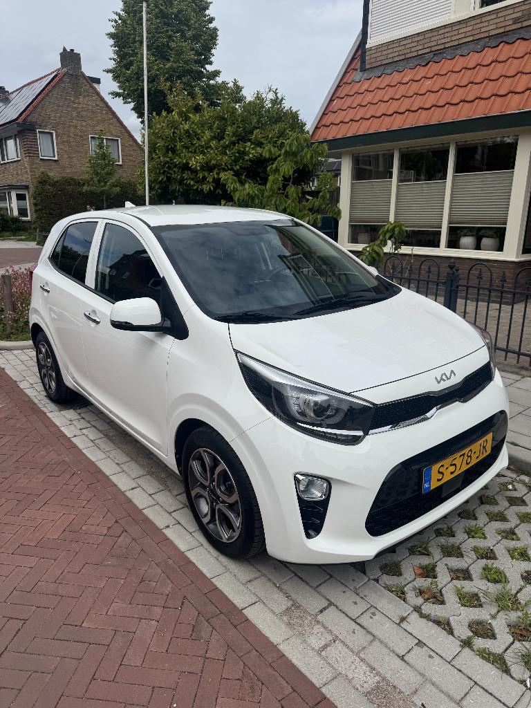 Kia Picanto 1.0 DPi DynamicPlusLine 2023 Navi|CarPlay|Camera, Voorwielaandrijving, 31 €/maand, 4 stoelen, Wit