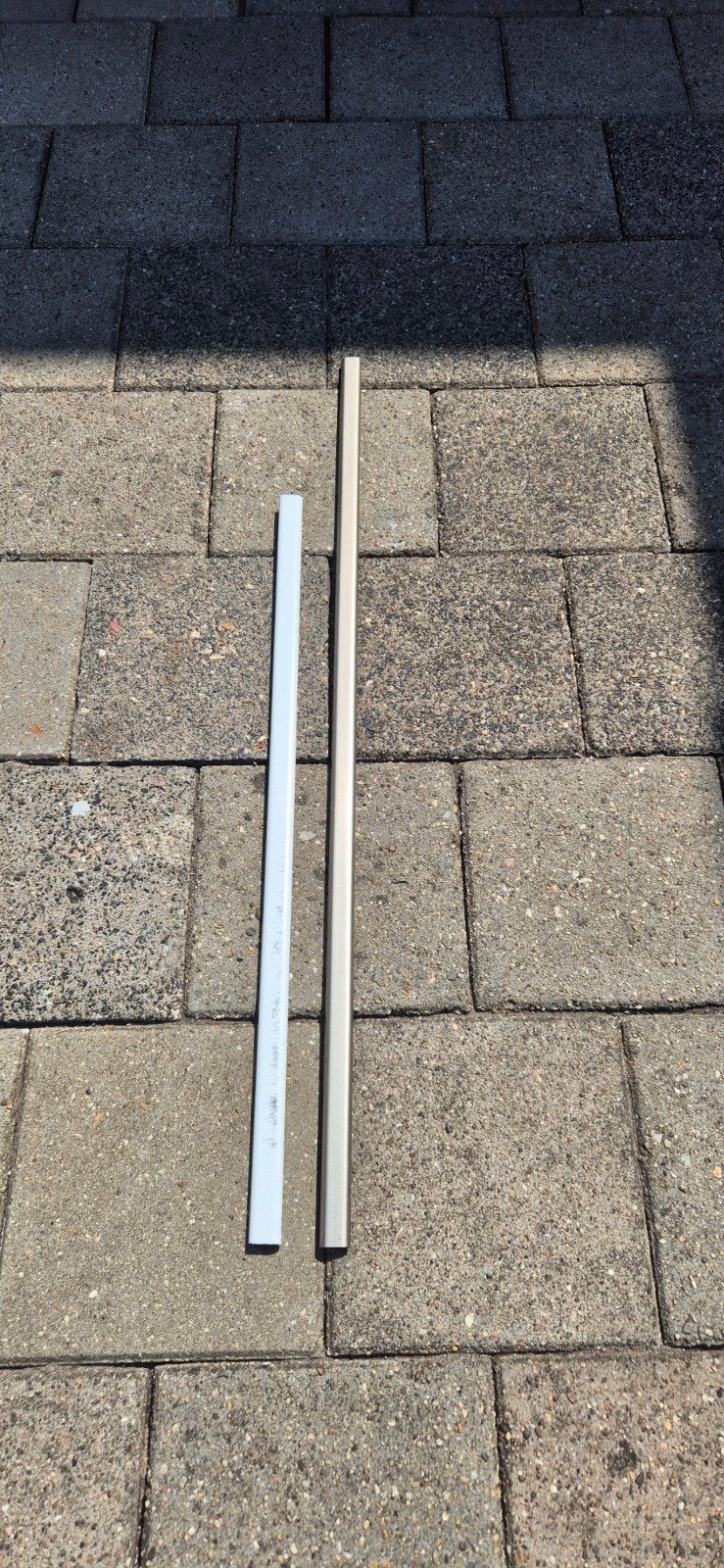Gratis kledingkast roede 2 maal, Ophalen