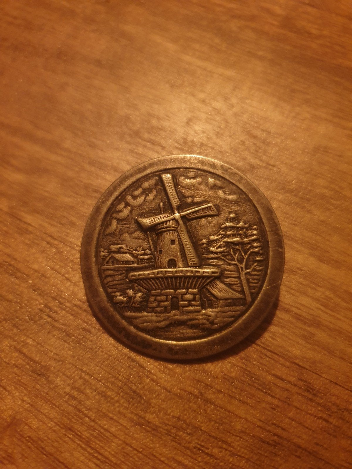 Verzilverde sjaalring met molen reliëf van Geo, Antiek en Kunst, Ophalen of Verzenden, Zilver