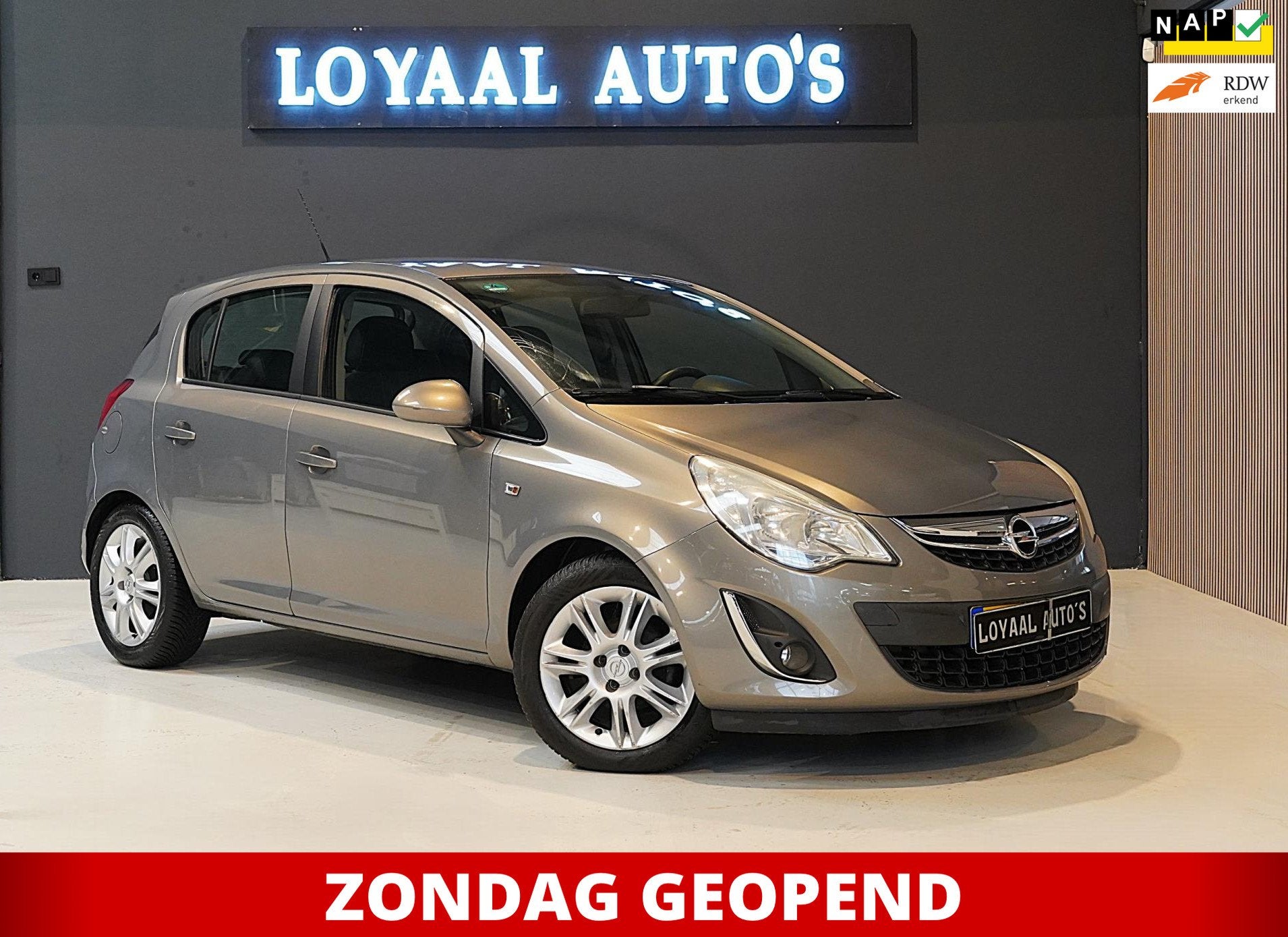 Opel Corsa 1.2-16V Anniversary Edition | AIRCO | CRUISE | EL, Voorwielaandrijving, Euro 5, Gebruikt, 4 cilinders