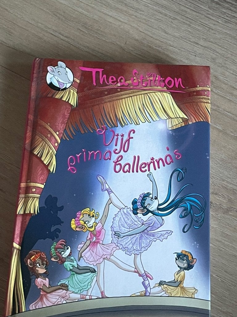 Thea Stilton – 6 boeken | Thea Sisters, Boeken, Ophalen of Verzenden, Gelezen, Thea Stilton, Fictie algemeen