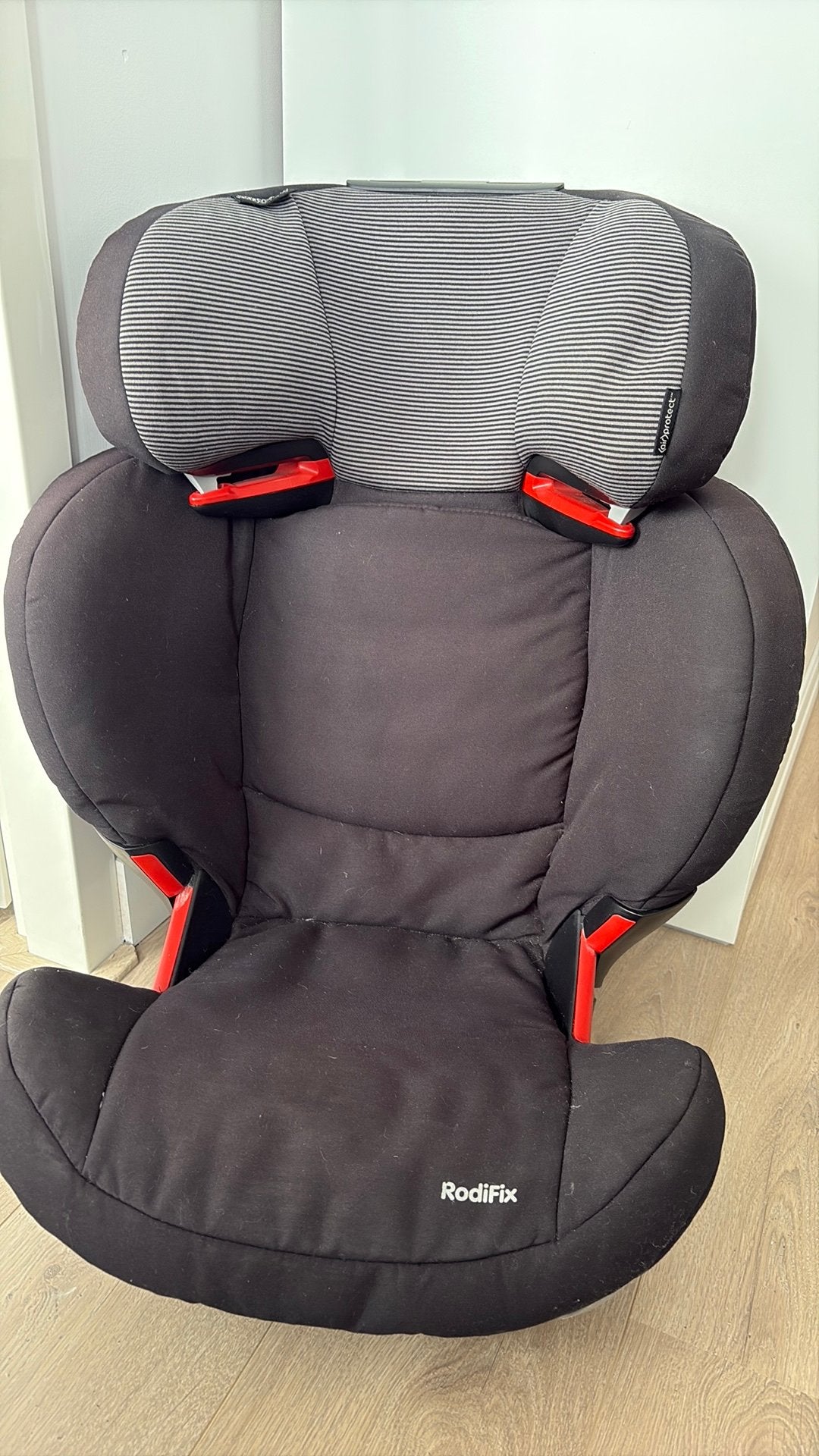 Maxi-Cosi RodiFix autostoel - Zwart/Grijs, Ophalen, Autogordel of Isofix, Gebruikt, 15 t/m 36 kg