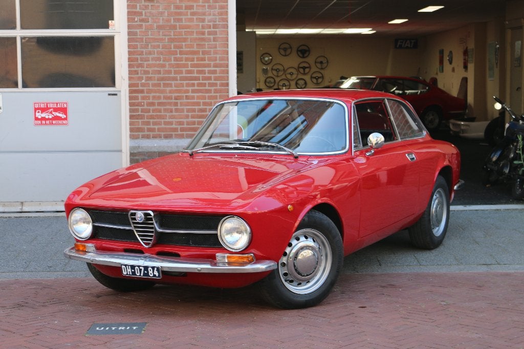 Alfa Romeo GT Junior