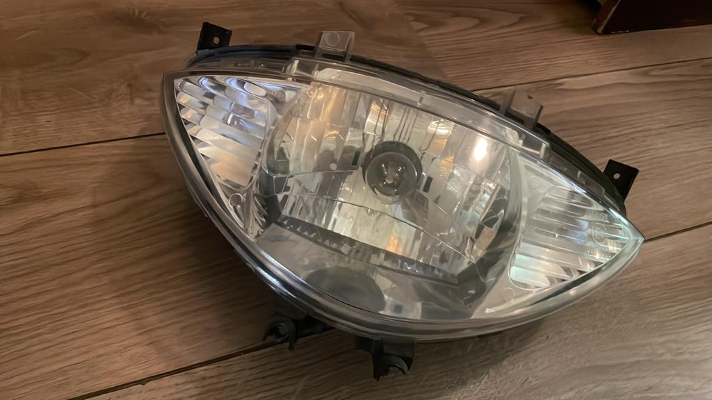 Peugeot Vivacity Koplamp - Helder en Goed Werkend, Ophalen of Verzenden, Gebruikt