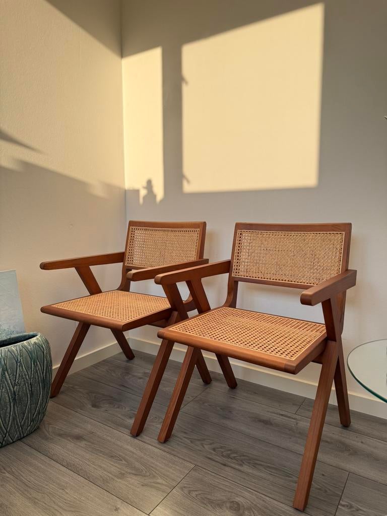 FURNIFIED - Ruben Retro Armchairs, Twee, Bruin, Vintage Design, Retro, Zo goed als nieuw