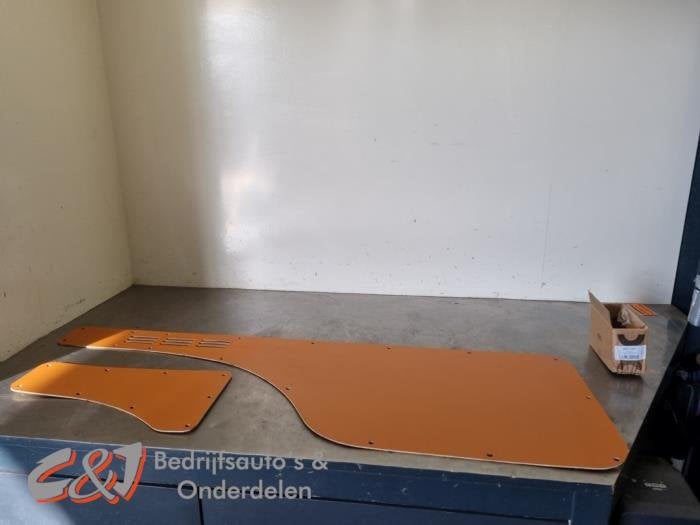 Laadbak bekleding van een Volkswagen Caddy, Gebruikt, -, Volkswagen, -