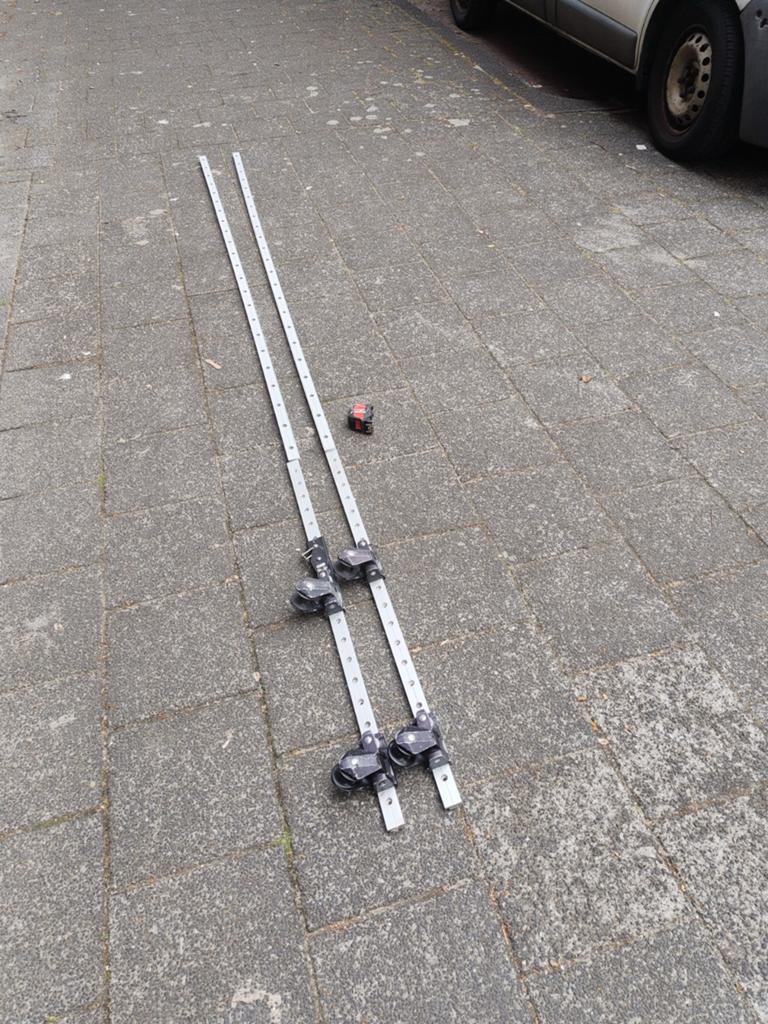 Genua rail, 330 cm lang, 16x32 mm breed., Ophalen, Gebruikt, Motor en Techniek