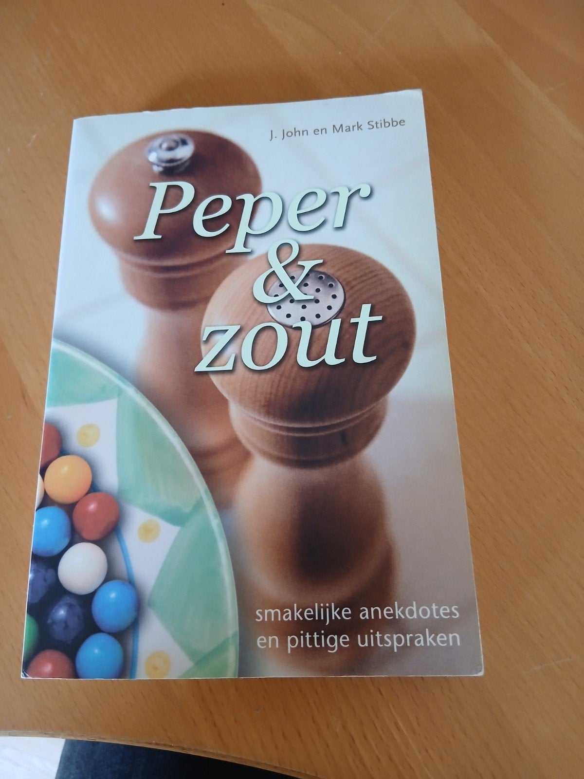 J. John - Peper en zout, Ophalen of Verzenden, Gelezen, J. John; M. Stibbe