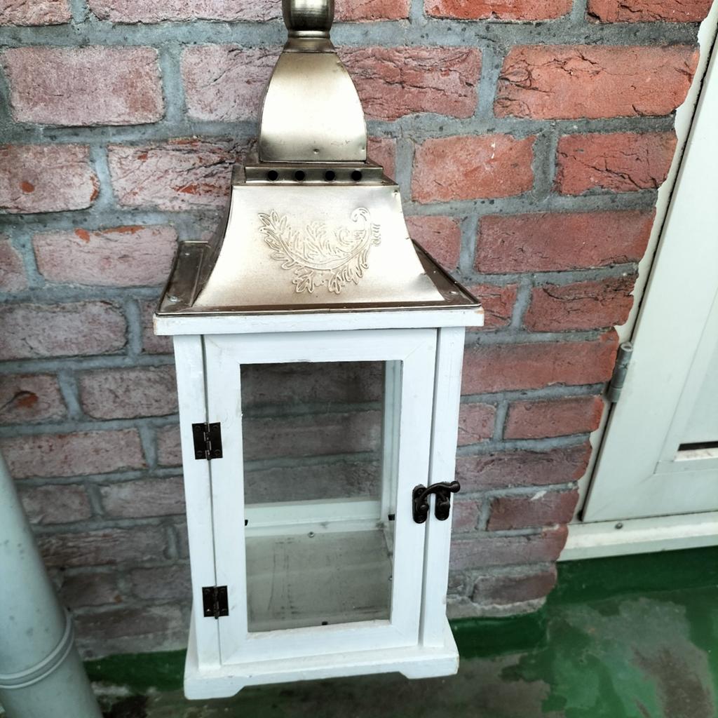 Leuke houten buitenlamp, Huis en Inrichting, Lampen | Hanglampen, Ophalen of Verzenden, Minder dan 50 cm