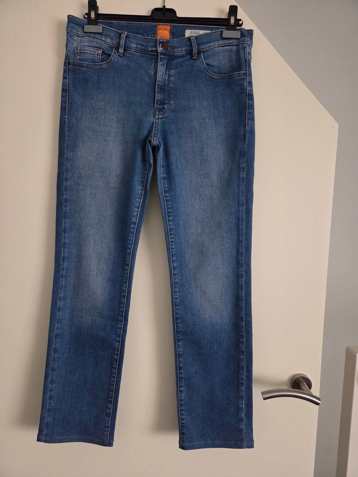 Dames spijkerbroek van Hugo Boss, Blauw, Ophalen of Verzenden, Zo goed als nieuw, W30 - W32 (confectie 38/40)