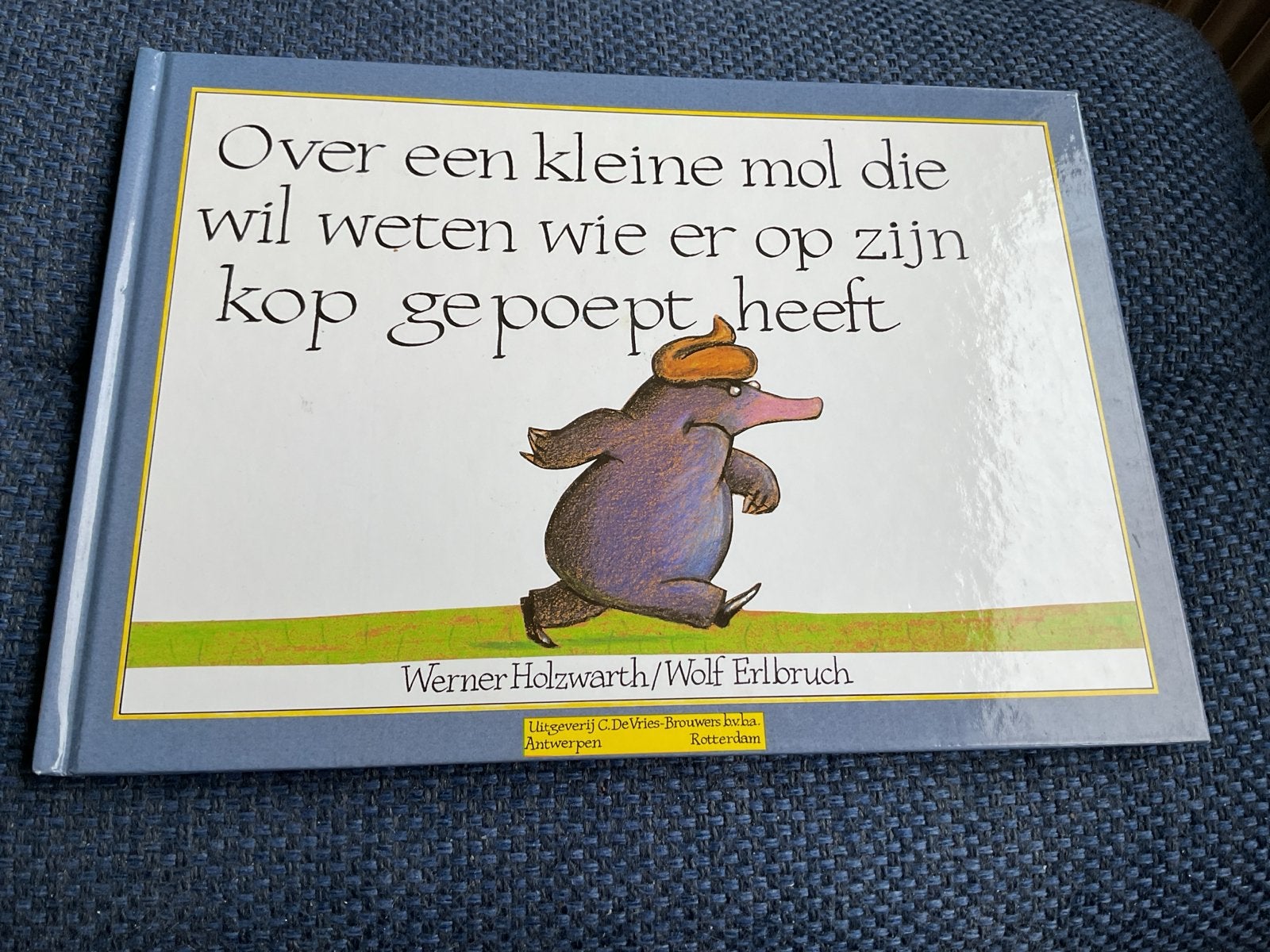 Over een kleine mol die wil weten wie er op zijn kop gepoept, Boeken, Fictie algemeen, Jongen of Meisje, Ophalen of Verzenden
