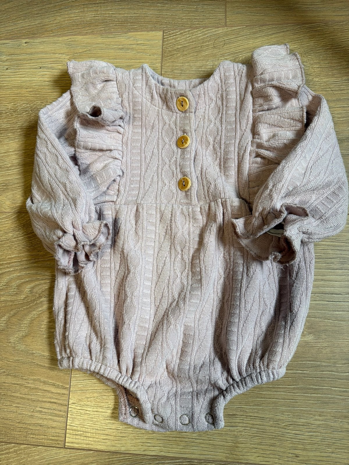 Lief! Romper met lange mouwen en ruches - Maat 62/68, Kinderen en Baby's, Babykleding | Maat 62, Ophalen of Verzenden, Gebruikt