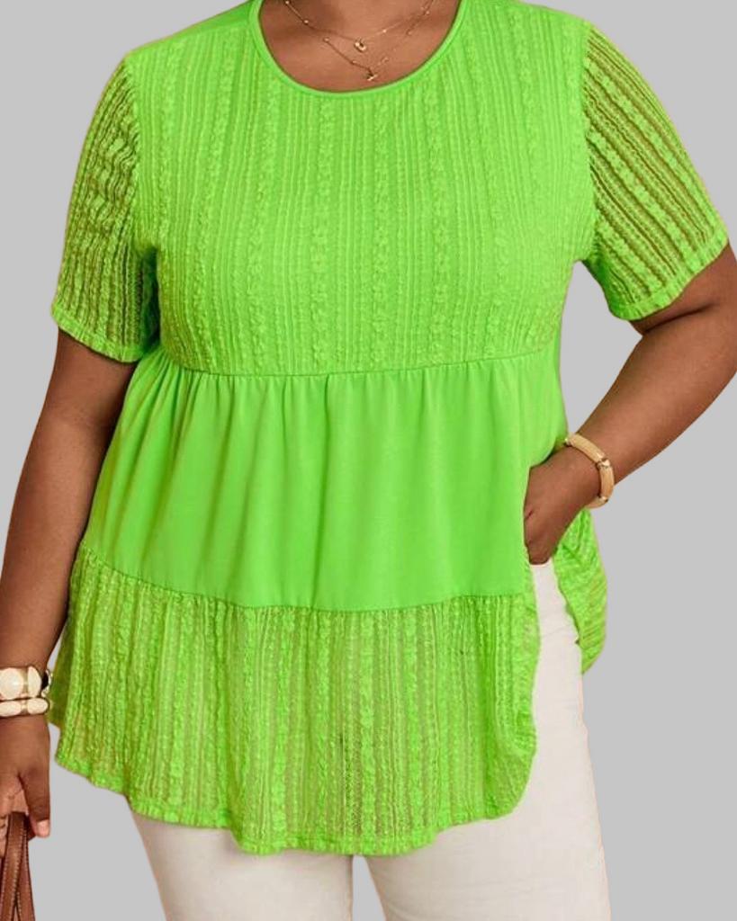 Neon Groene Blouse met Korte Mouwen en Kantdetails (44-52), Kleding | Dames, Grote Maten, Verzenden, Nieuw, Groen, Shirt of Top
