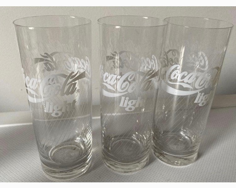 3 Coca-Cola light glazen. Hoogte 13,8 cm., Verzamelen, Glas en Borrelglaasjes, Ophalen of Verzenden, Zo goed als nieuw, Frisdrankglas