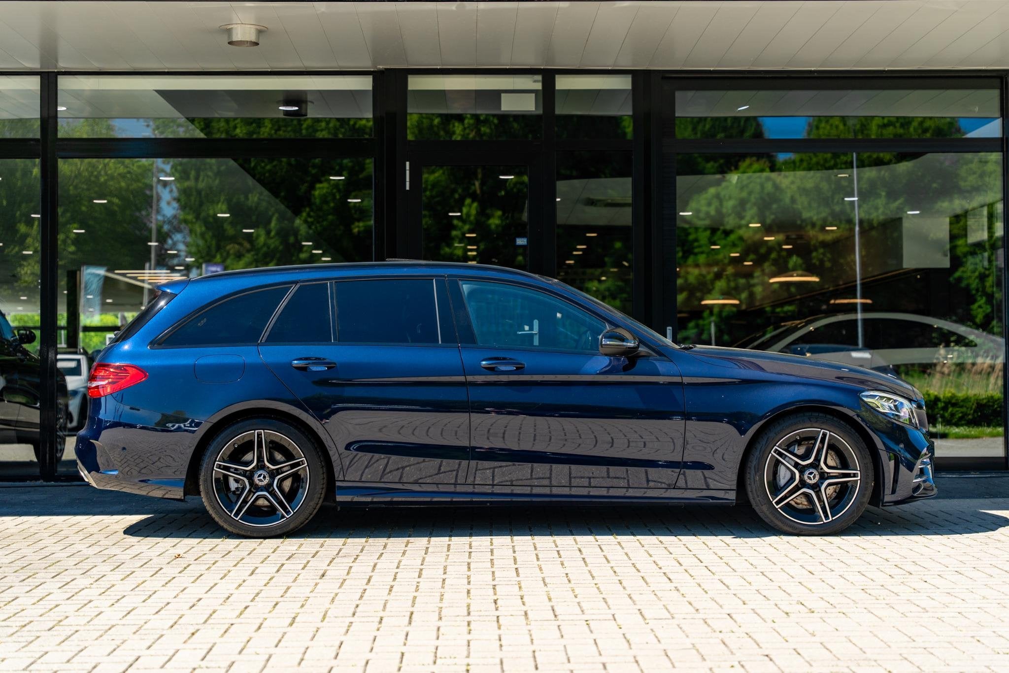Mercedes-Benz C-klasse Estate 180 Business Solution AMG | Ni, Dealer onderhouden, Blauw, Leder en Stof, Origineel Nederlands