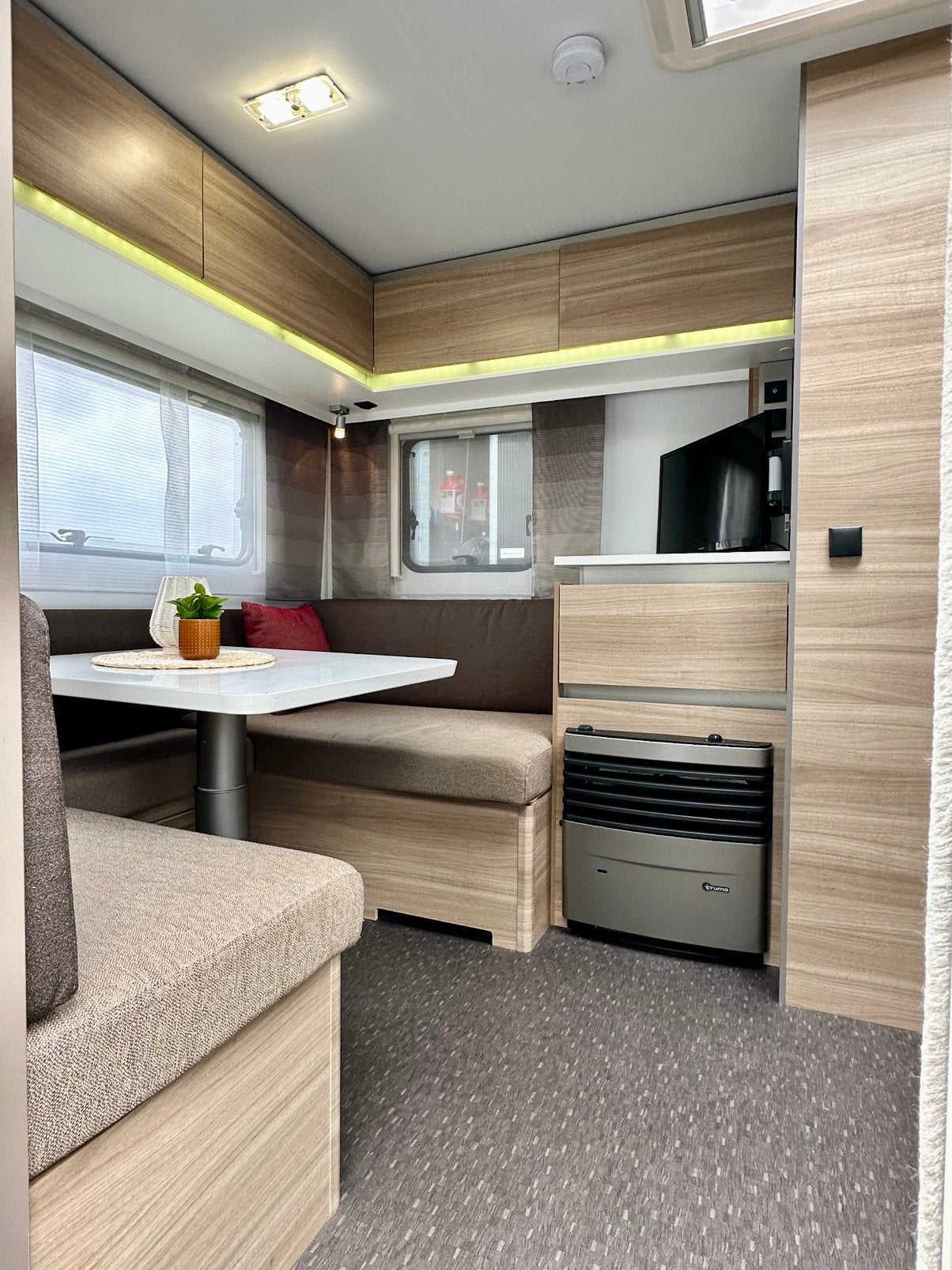 Adria Altea 492 LU Vol Opties Mover Voortent luifel Dakairco, 2 aparte bedden, Rondzit, Bedrijf, Adria