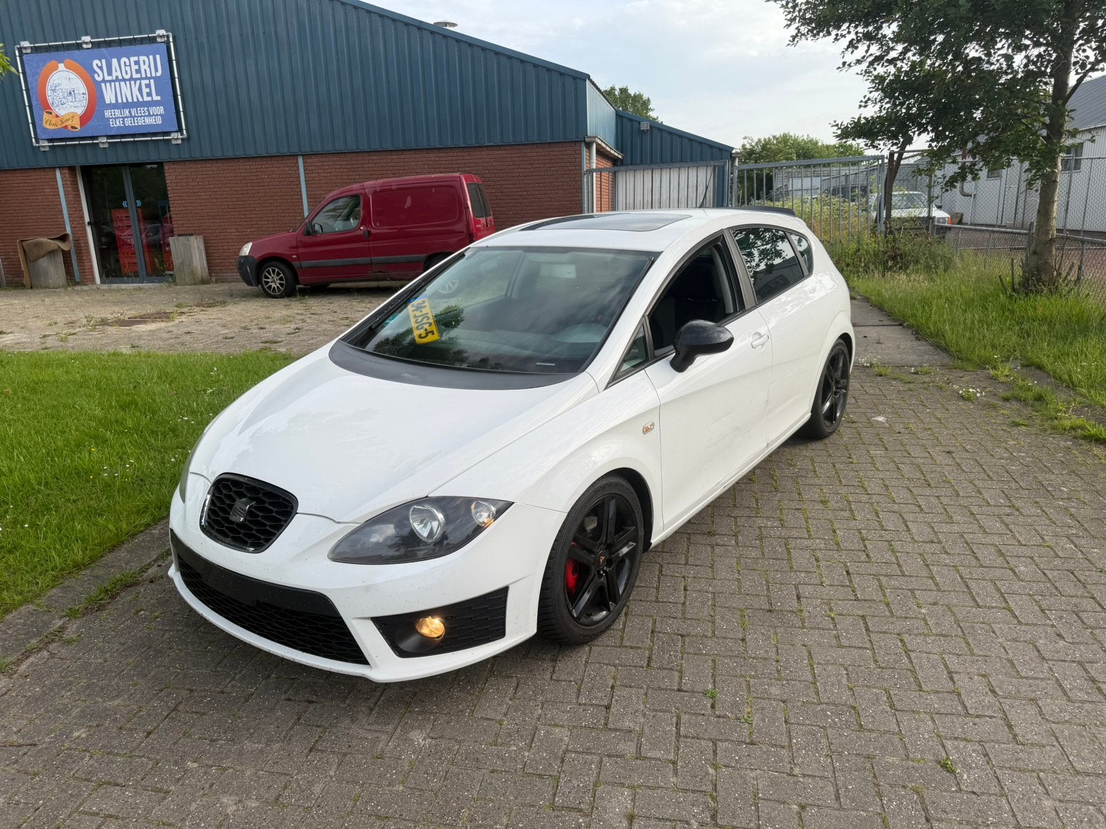 Seat Leon 1.4 TSI 92KW 2009 Wit, Auto's, Seat, 125 pk, 4 cilinders, Wit, Origineel Nederlands