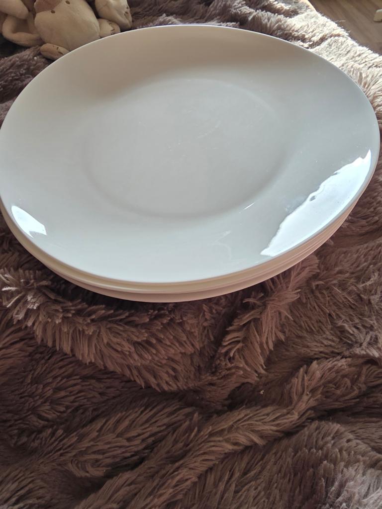 4 x Ikea Skyn dinerborden, gebruikt, Huis en Inrichting, Keuken | Servies, Ophalen of Verzenden, Zo goed als nieuw, Overige stijlen