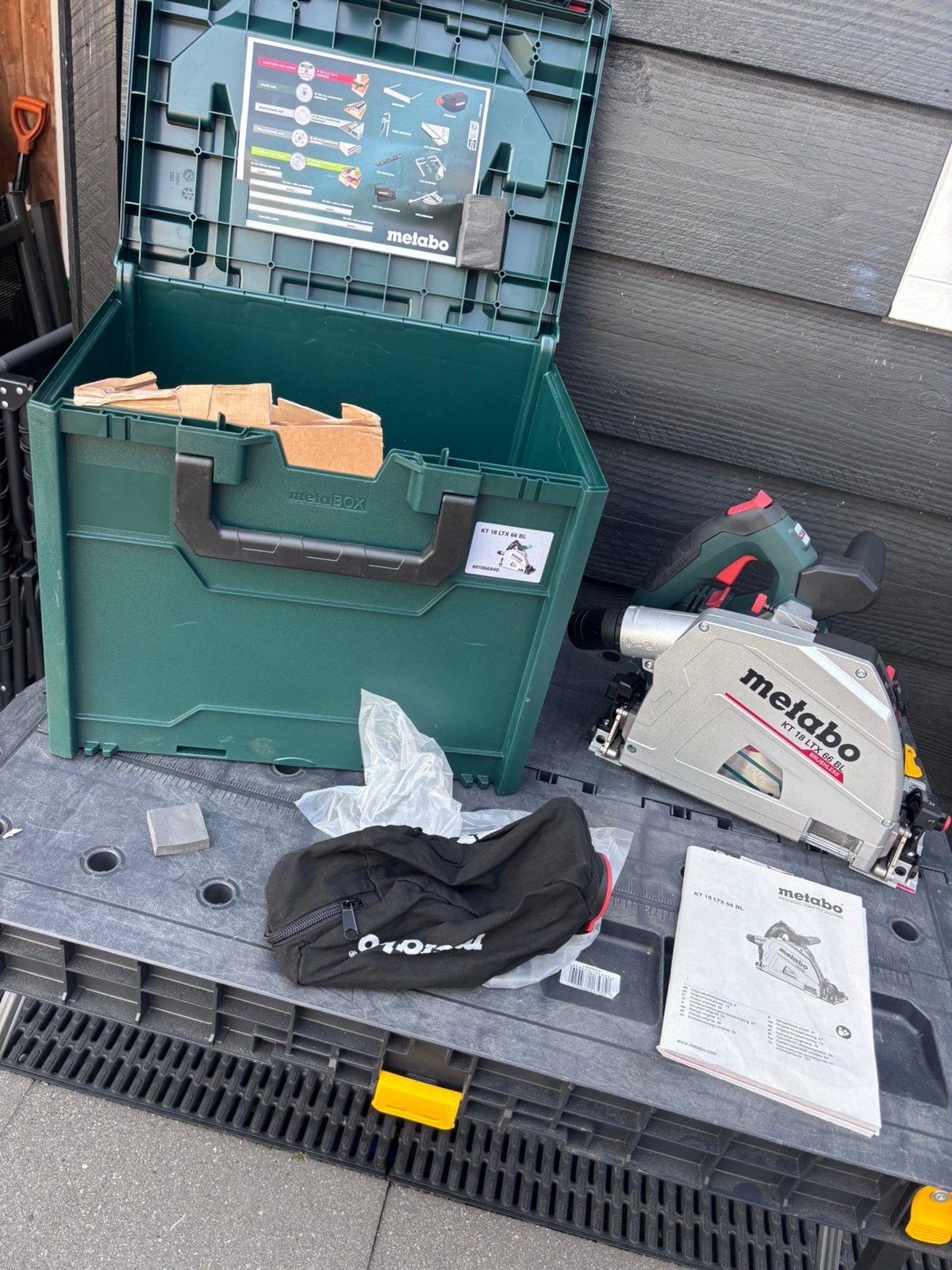 Nieuwe Metabo KT 18 LTX 66 BL Invalzaag - Ongebruikt!, Ophalen of Verzenden, Nieuw, Cirkelzaag