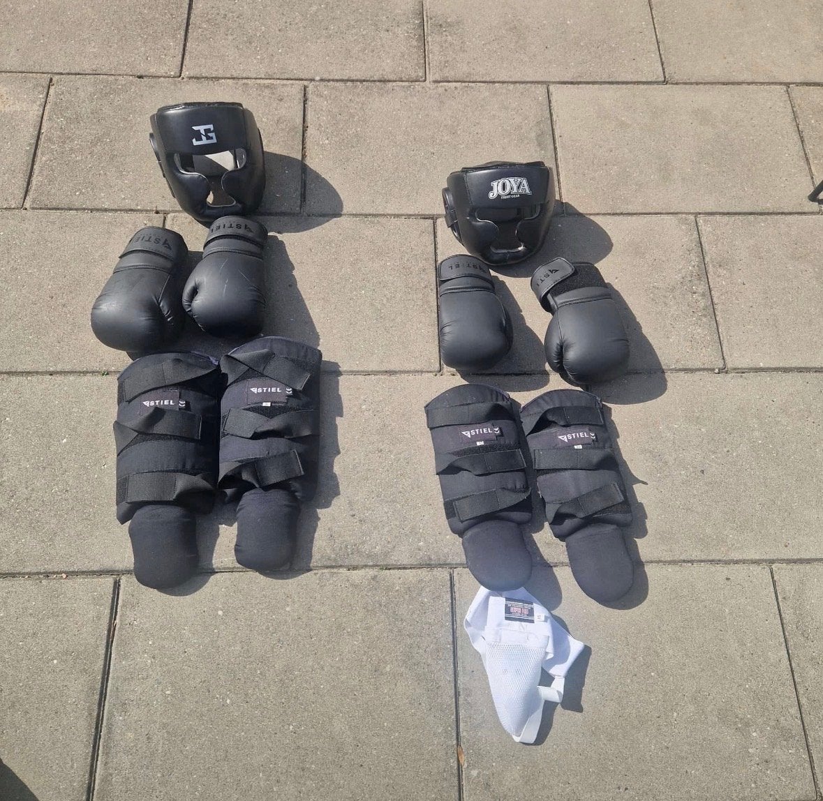Joya en Stiel Boksset: Helmen, Handschoenen, Scheenbescherme, Ophalen of Verzenden, Gebruikt, Bokshelm