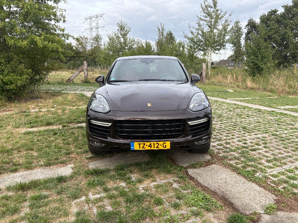 Porsche Cayenne 4.8 Turbo Tiptronic S 2015 Bruin, Auto's, Automaat, 8 cilinders, Bruin, 520 pk