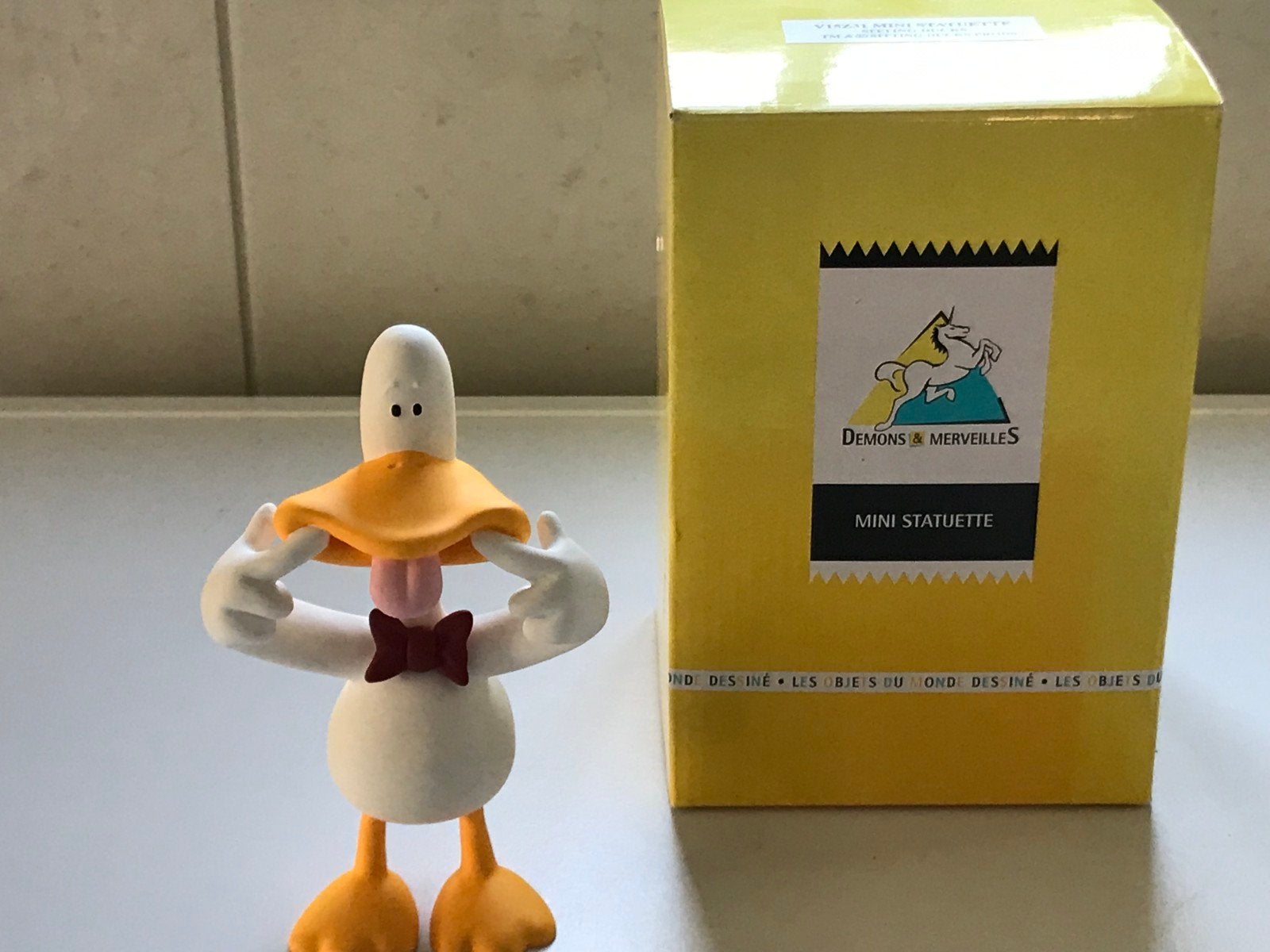 Demons & Merveilles Sitting Duck 15 cm hoog, Ophalen of Verzenden, Nieuw
