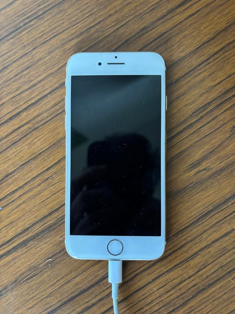 Gebruikte iPhone 7, Telecommunicatie, Mobiele telefoons | Apple iPhone, Gebruikt, 64 GB, iPhone 7, Goud, Ophalen of Verzenden