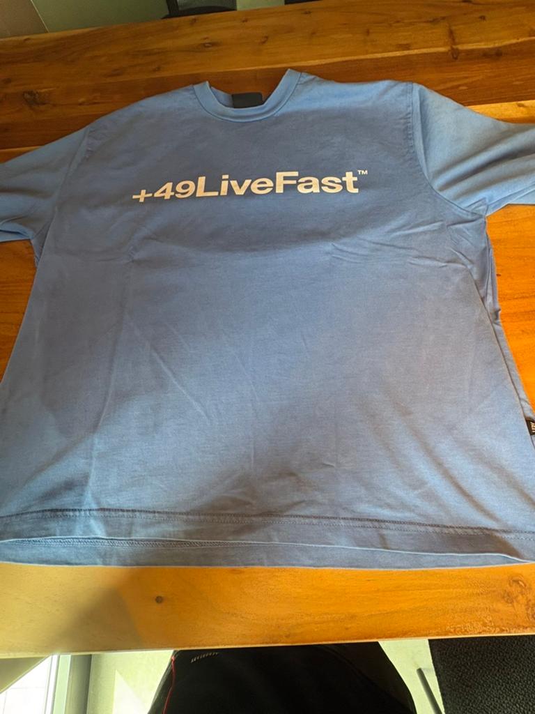 LiveFastDieYoung T-shirt, Ophalen of Verzenden, Zo goed als nieuw, Maat 46 (S) of kleiner, Blauw
