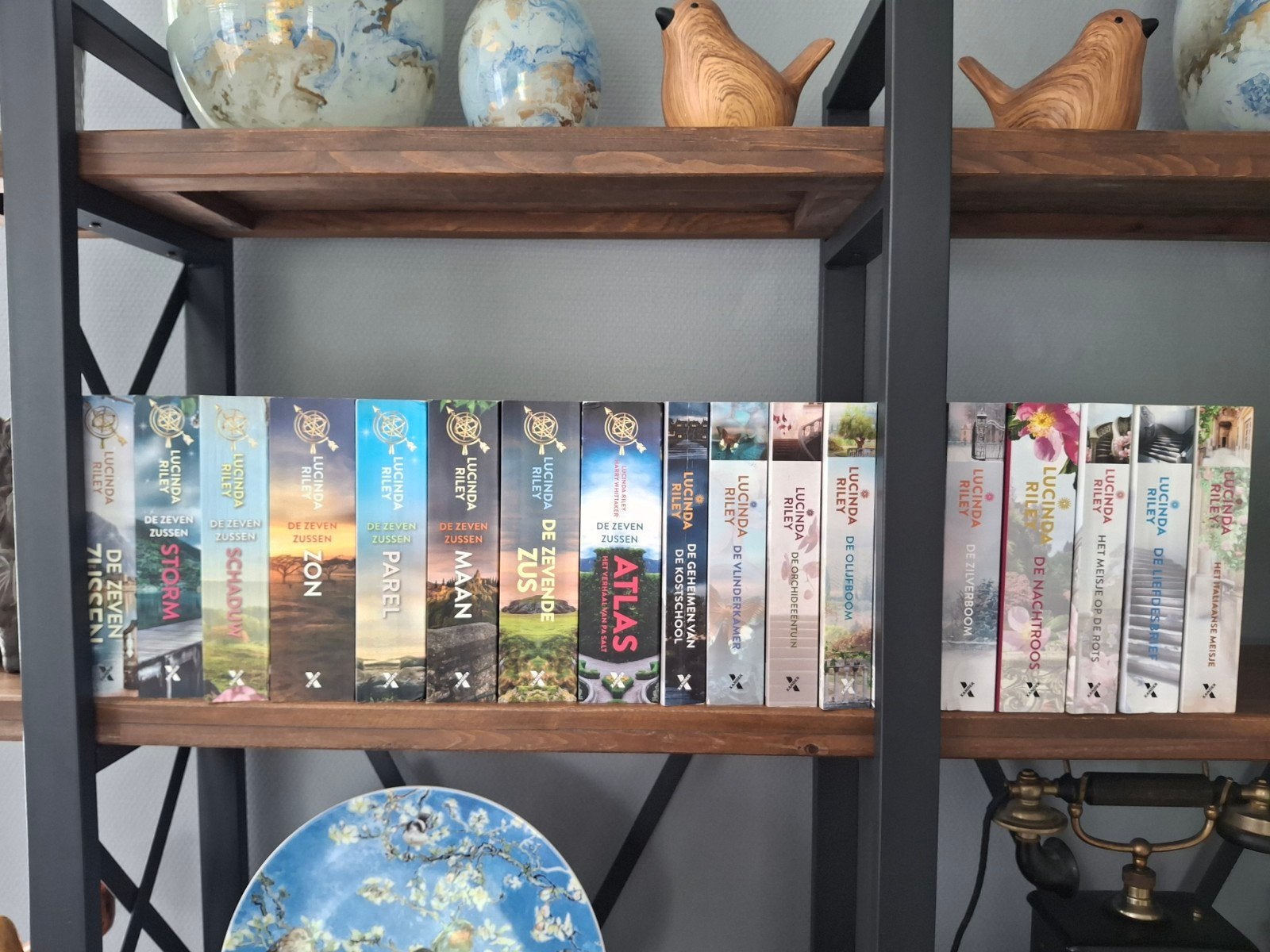 Lucinda Riley, Boeken, Ophalen of Verzenden, Zo goed als nieuw