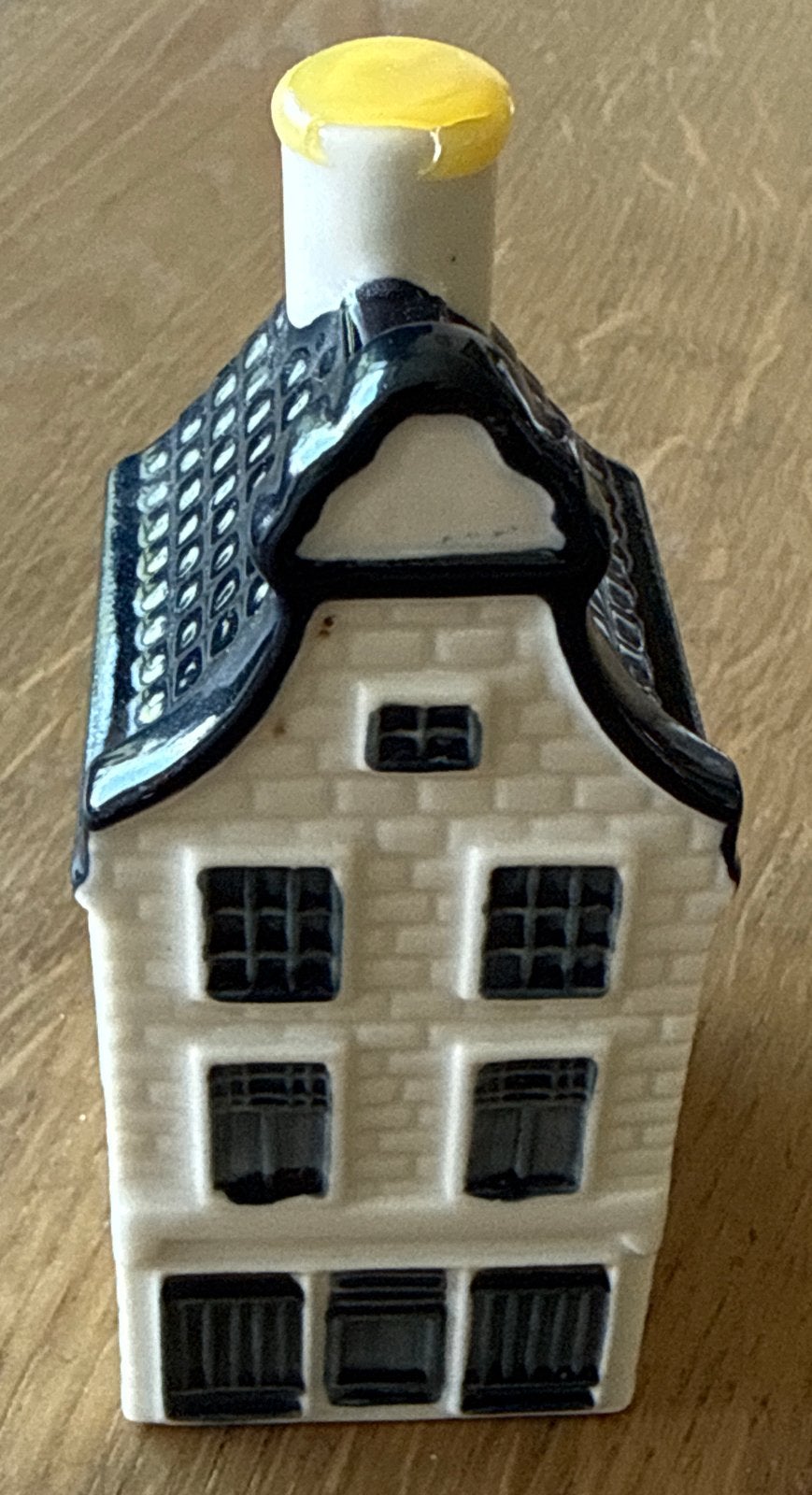 KLM BOLS Delfts Blauw huisje nr. 30 - Gevuld, wax beschadigd, Ophalen, Zo goed als nieuw, 21 t/m 40, Gevuld