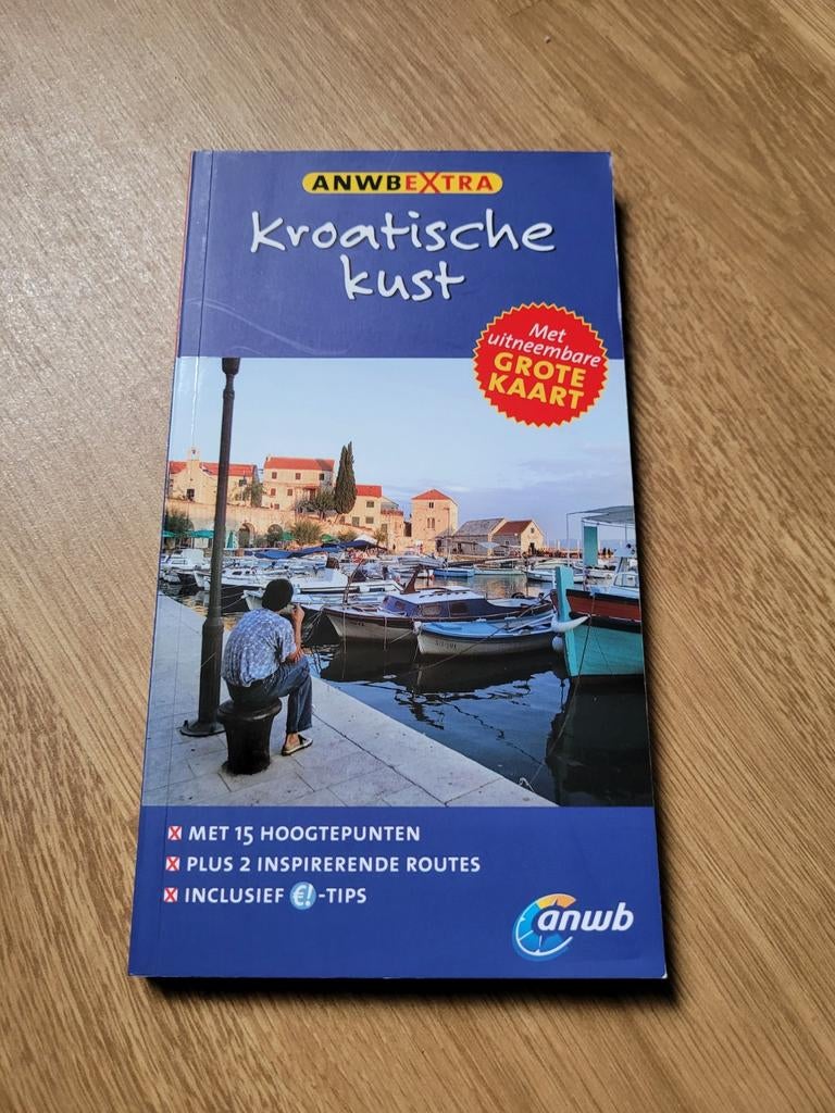 ANWB Extra Reisgids Kroatische Kust met Grote Kaart, Boeken, Europa, Ophalen of Verzenden, Zo goed als nieuw, Reisgids of -boek