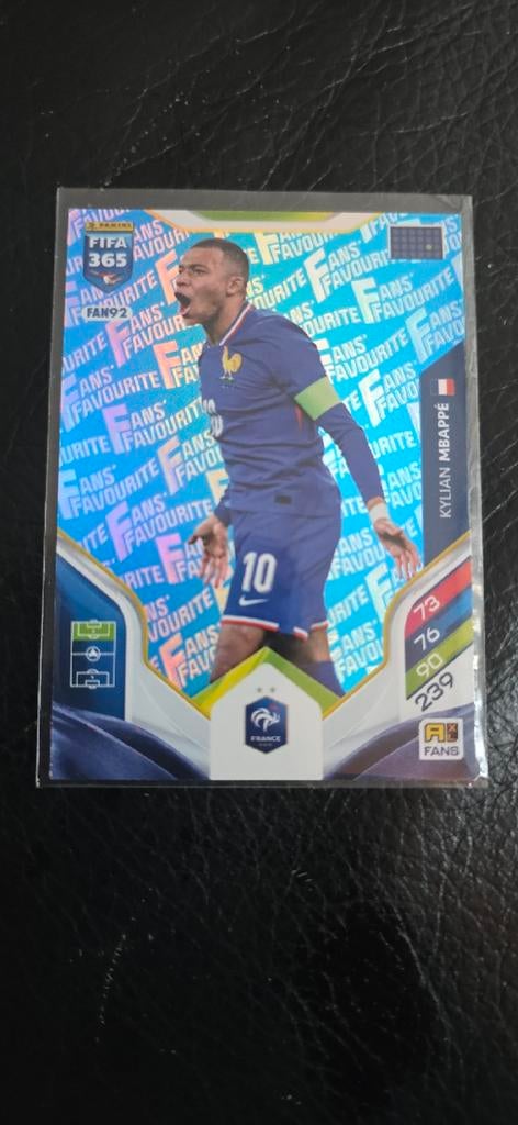 Kylian Mbappé FIFA 365 Adrenalyn XL Fans' Favourite kaart, Ophalen of Verzenden, Zo goed als nieuw, Buitenlandse clubs, Spelerskaart