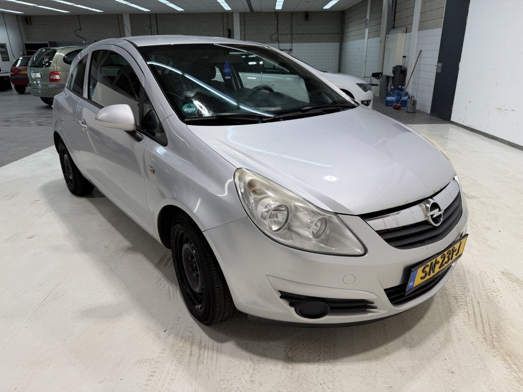 Opel Corsa 1.4-16V Edition (bj 2009), Voorwielaandrijving, Stof, 4 cilinders, Bedrijf