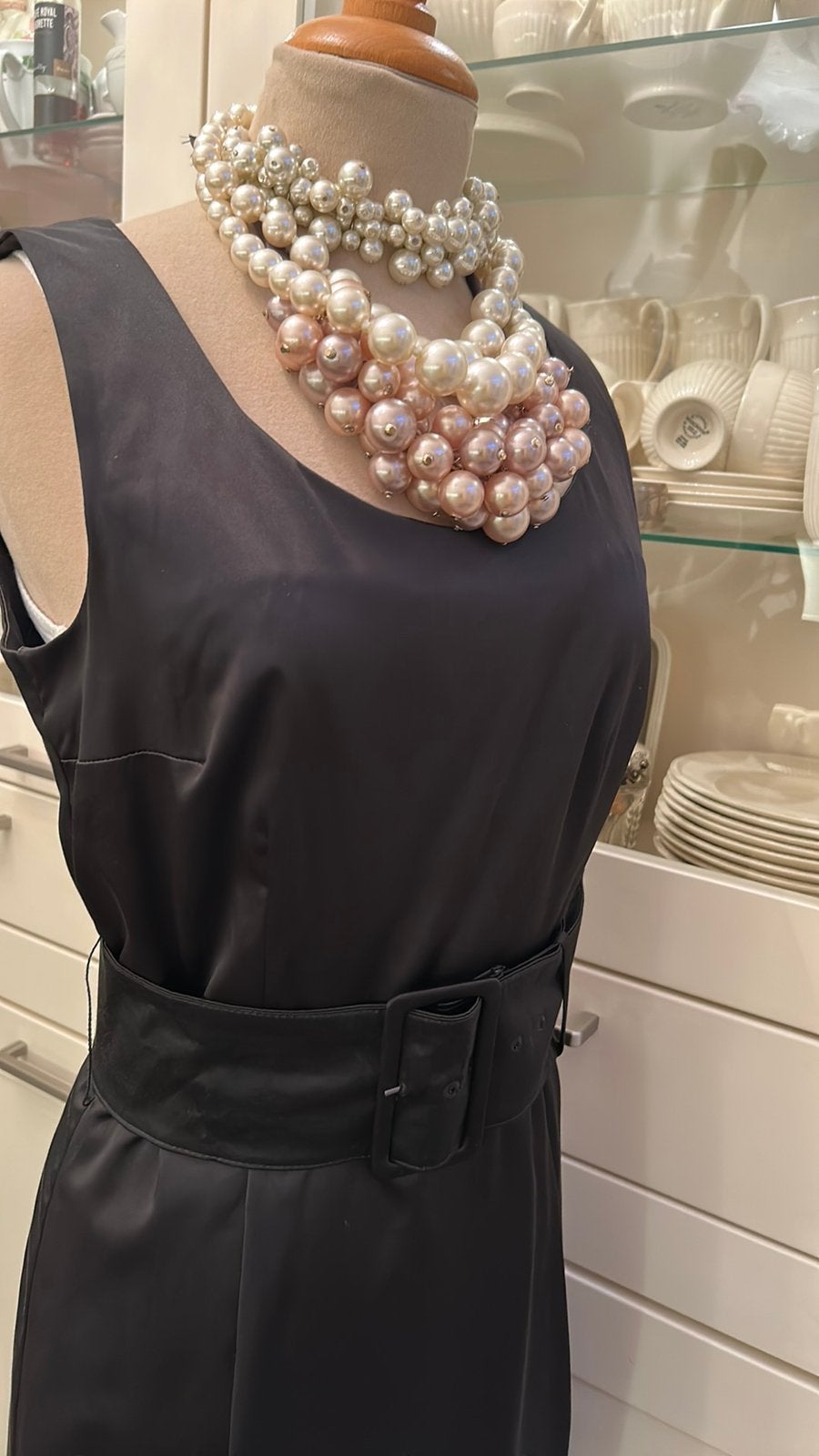NIEUWE zwart satijnen cocktail/feestjurk, gevoerd, mt 38, Kleding | Dames, Maat 38/40 (M), Zwart, Nieuw, Ophalen of Verzenden