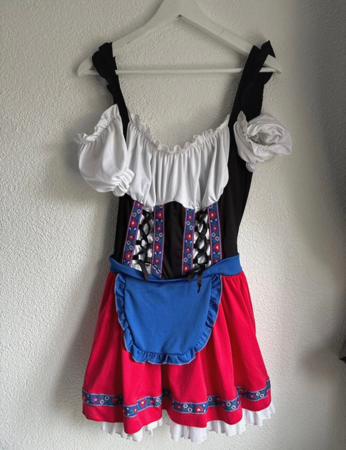 Oktoberfest jurkje, Ophalen, Zo goed als nieuw, Carnaval