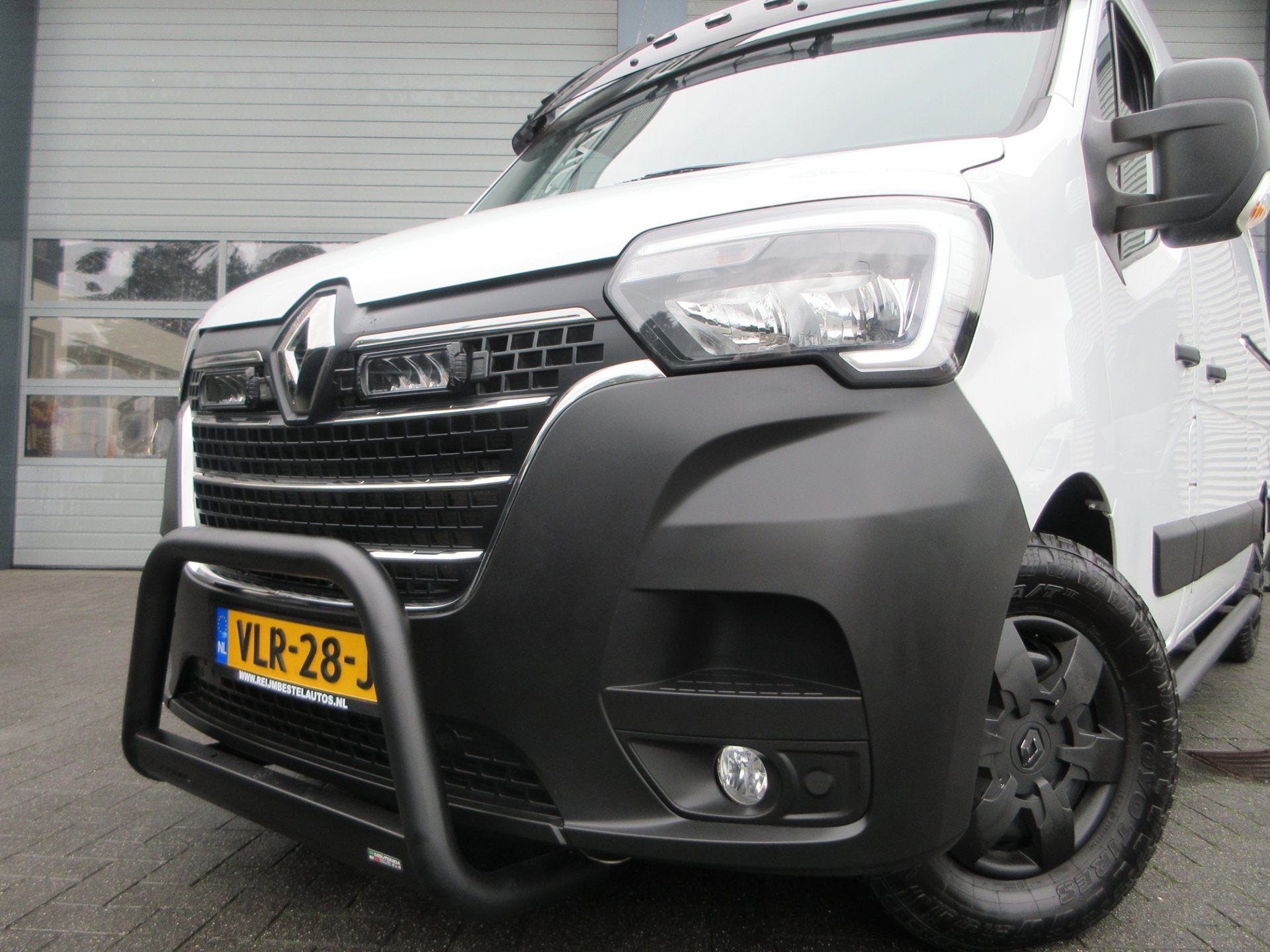 Renault Master T35 2.3 dCi 180pk, L2, Navi, Camera, LED, 2x, Voorwielaandrijving, Stof, Gebruikt, 4 cilinders